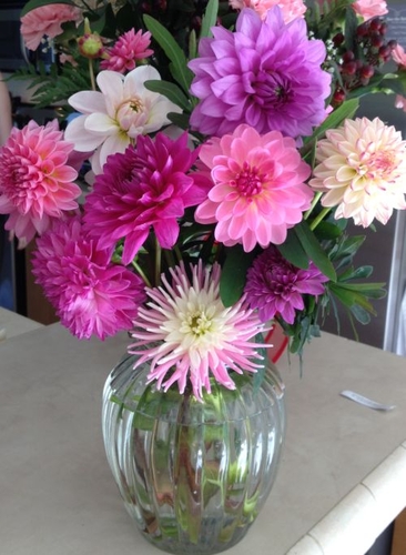 Pink Lavendar Vase Arrangement | Dahlia Arrangements Bouquets